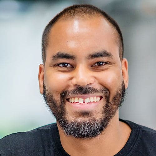 Sébastien, part of the Quantoom Biosciences team, describing company culture
